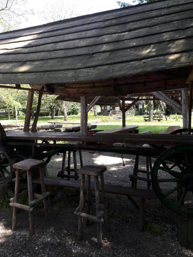 Hotel Kamp Na Otoku - Ljubno Ob Savinji Exterior foto